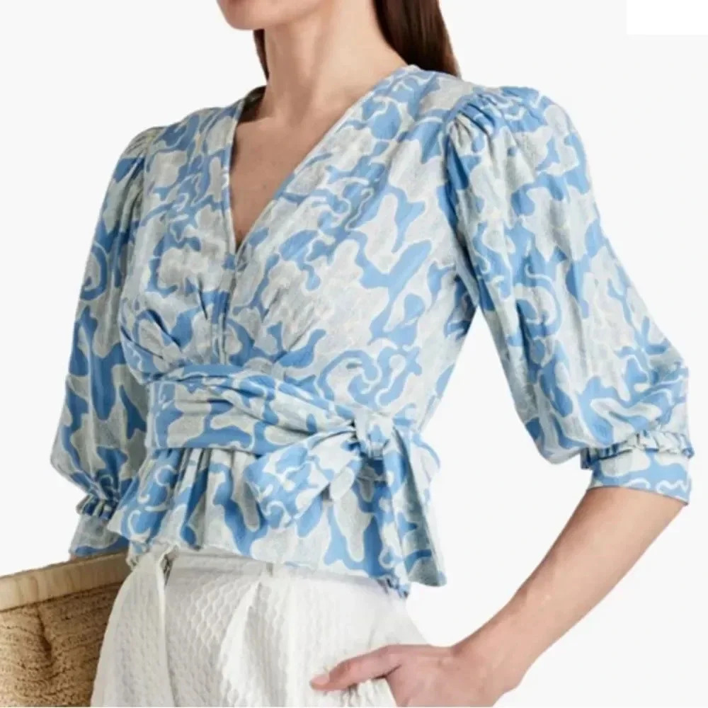 NWT Diane von Furstenberg Blue & White Pleated Printed Cotton Blouse Size 6 DVF
